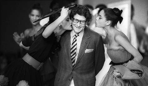 tomba yves saint laurent|yves saint laurent death.